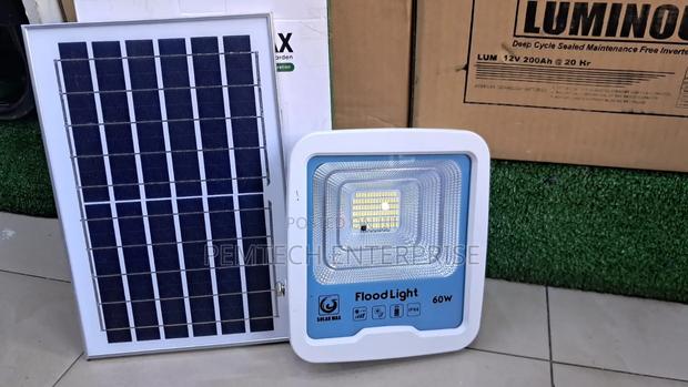 Solarmax Solar Floodlight - main view