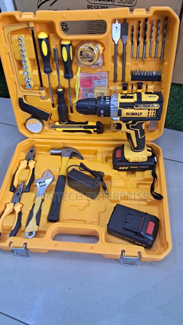 Professional Dewalt Toolset - thumbnail 3