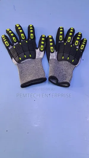 Heavy Duty Safety Gloves