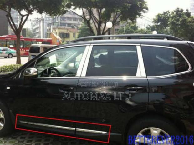 Sjg: Side Door Moulding for Subaru Foresta - main view