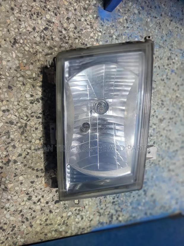 Canter 4p10 Headlight - main view