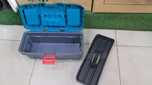 Total Tpbx0141 14 Inch Tool Box - Plastic Lock