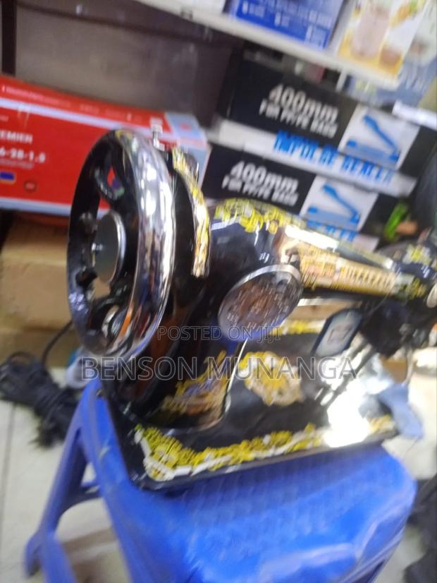 Commercial Butterfly Sewing Machine