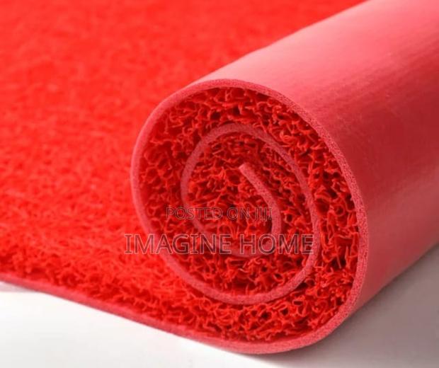 Red PVC Spaghetti Carpet