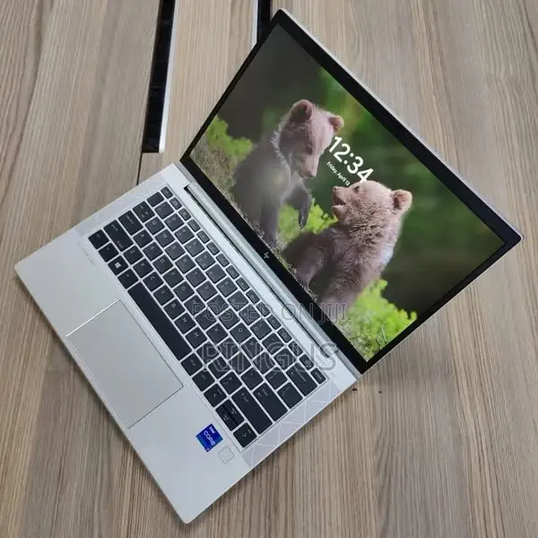 Laptop HP EliteBook 830 G8 16GB Intel Core I7 SSD 512GB