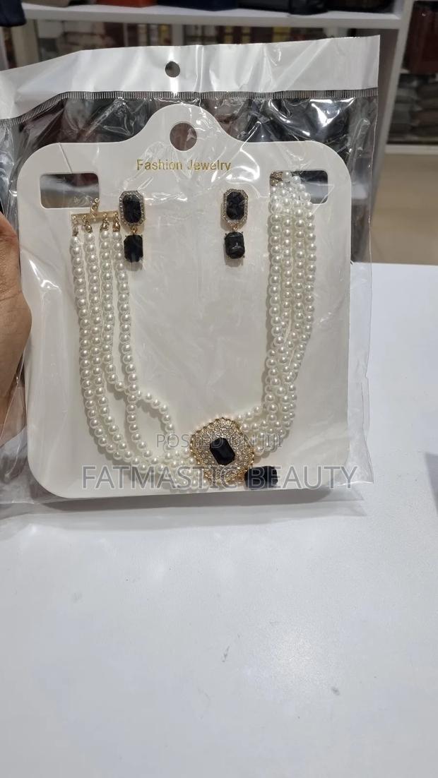 Pearl Set Layered for Women - thumbnail 3