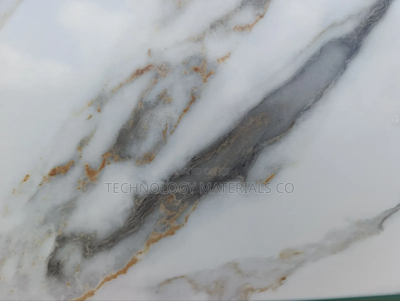 Calacatta Gold Sintered Stone(3.2m By 1.2m By 15mm)
