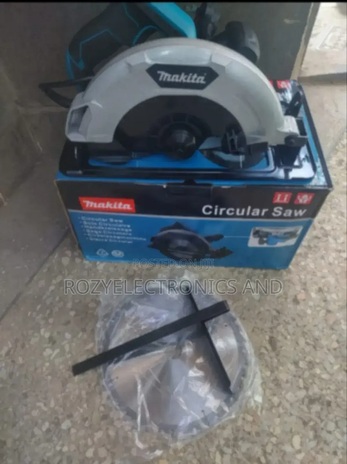 Makita Circular Saw 9 Inch