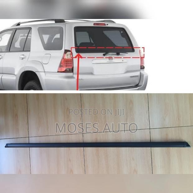 Toyota Hilux Surf Weather Strip