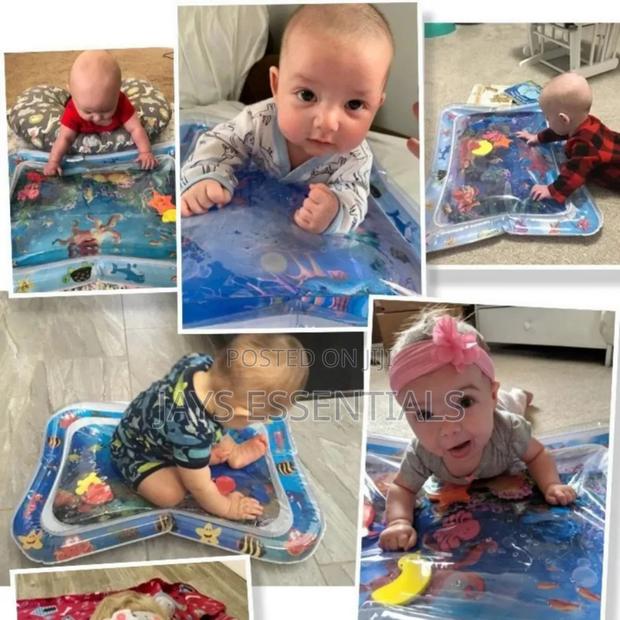 Baby's Tummy Time Inflatable Water Mat - thumbnail 2