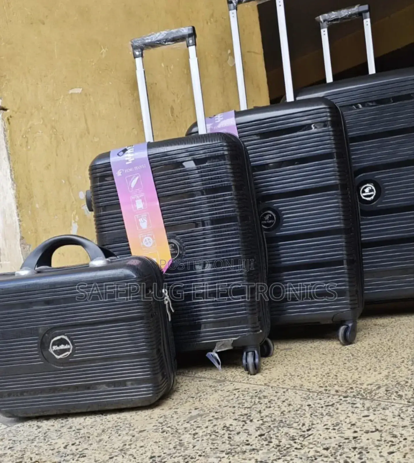 4 in 1fashion Travel Suitcases - Unbreakable Rubber Design