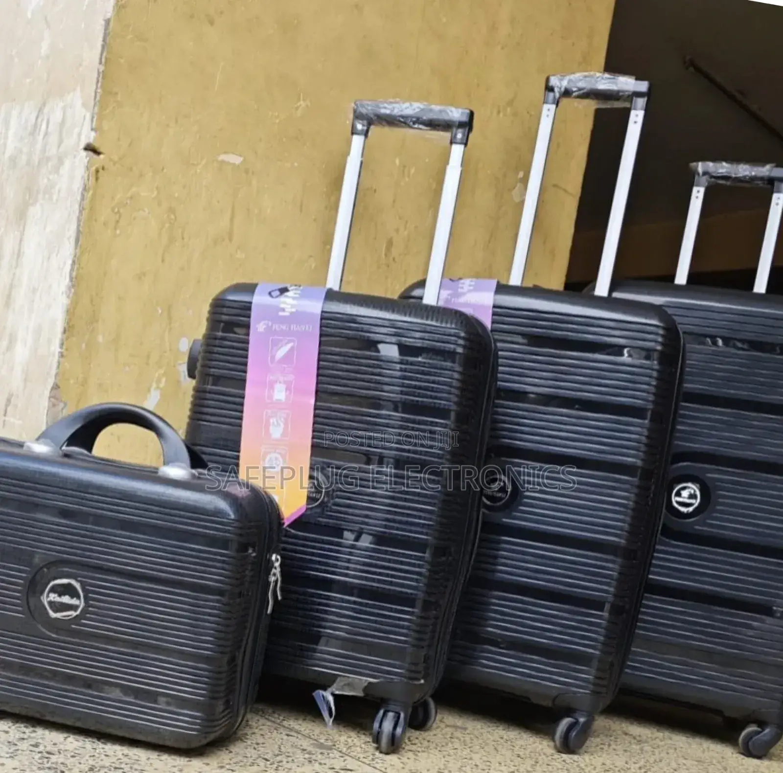 4 in 1fashion Travel Suitcases - Unbreakable Rubber Design