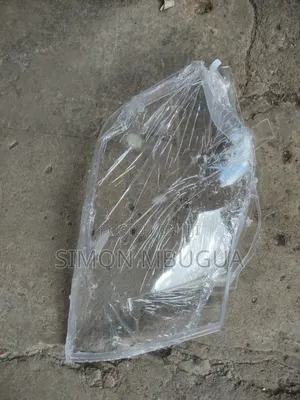 Toyota Noah 2012 Headlight Lens