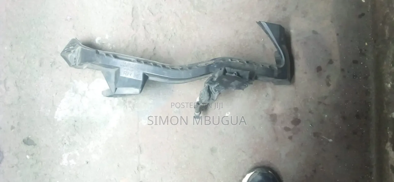Subaru Impreza N16 (2014) Headlight Bracket