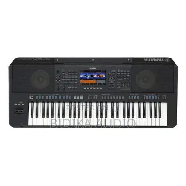 Original Yamaha PSR-Sx920 Keyboard - main view