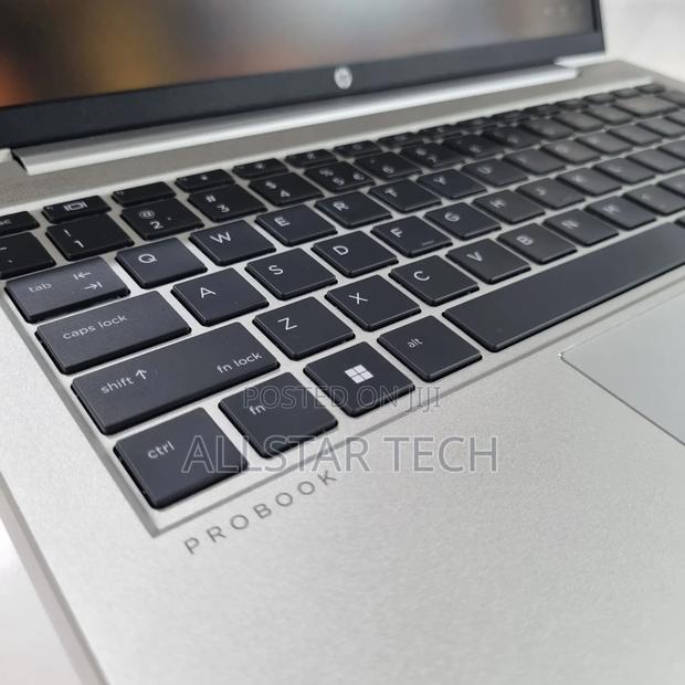 Laptop HP ProBook 440 G9 16GB Intel Core I7 SSD 512GB - thumbnail 3