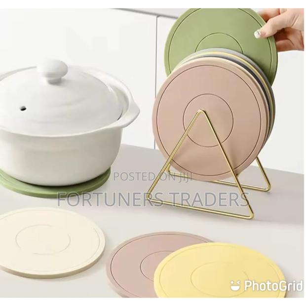 *Silicon Place Mats