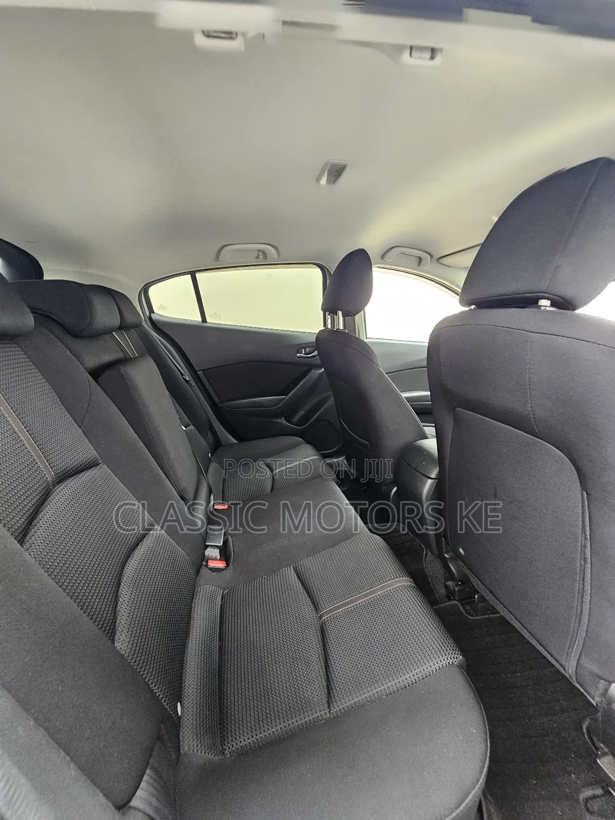 Mazda Axela 2018 Silver