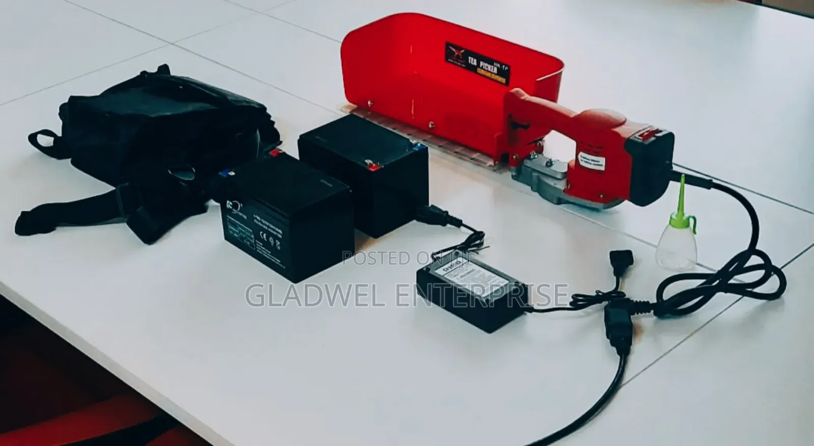 Hawking Electric Tea Picker/24v/400watts/2 Battery