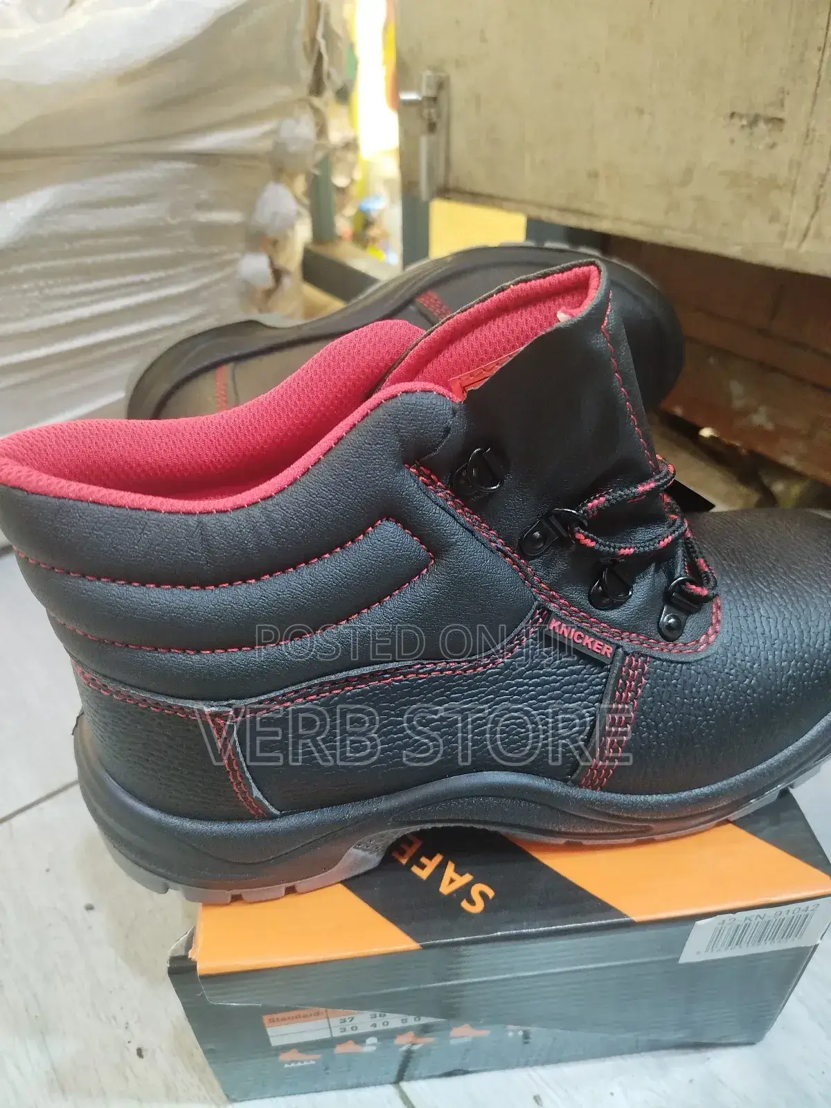 Knicker Premium Quality Safety Boots