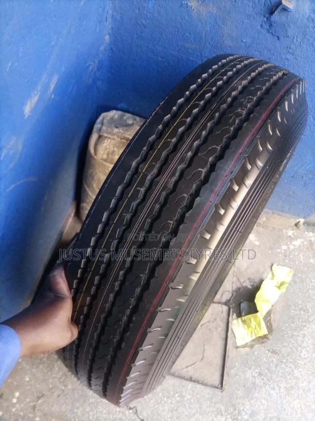 10r17.5 Bridgestone Tyres - main view