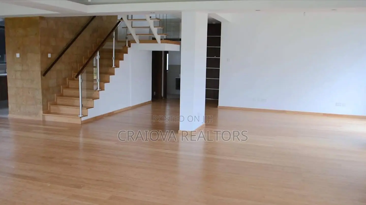 4bdrm Townhouse / Terrace in Thome for rent