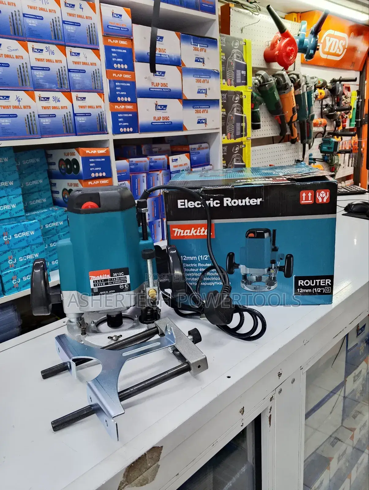 Makita Router Machine