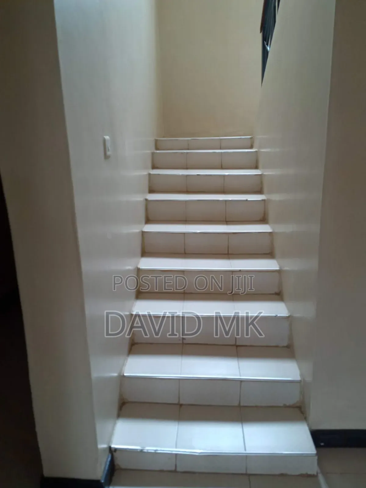 4bdrm Maisonette in Membley for sale