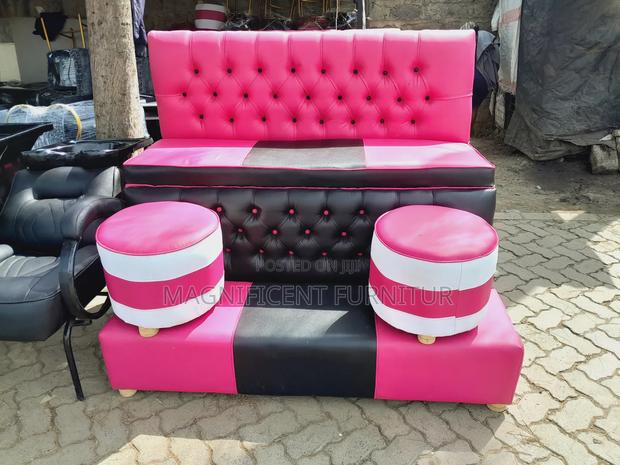 Manicure Coaches - thumbnail 2