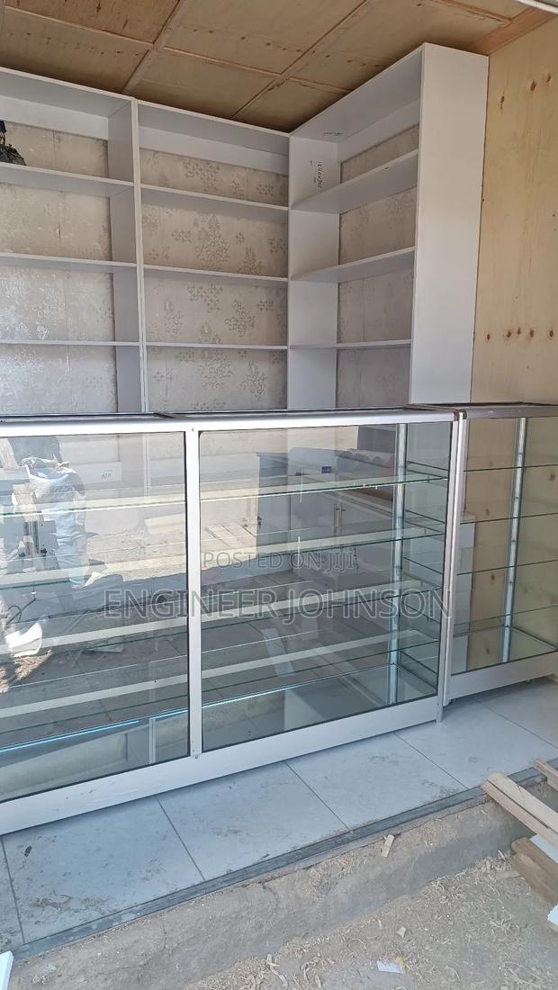 Glass Counter - main view