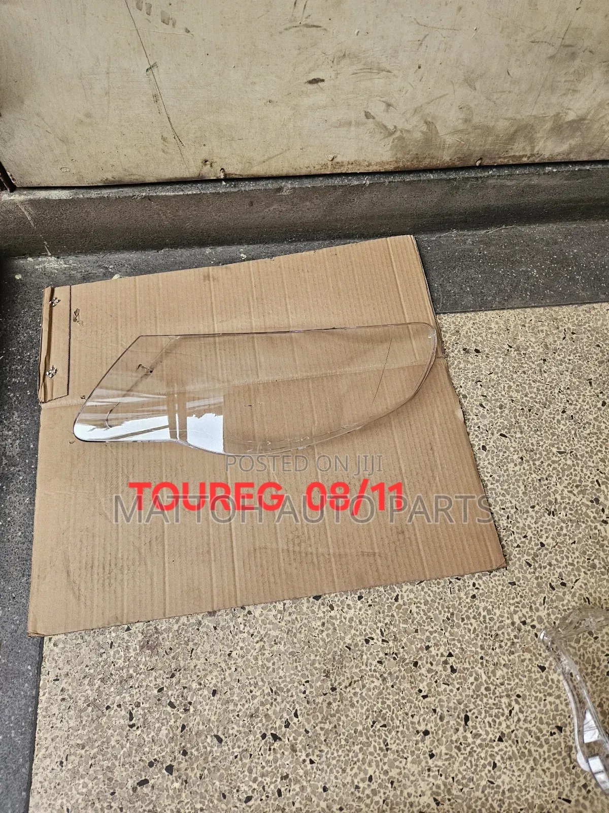 Headlight Lens Volkswagen Touareg 08/11