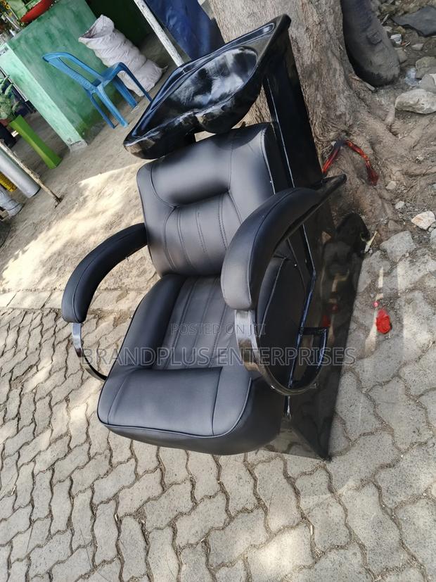 Shampoo Unit - main view