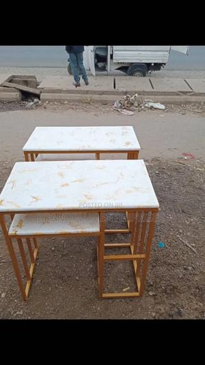 Manicure Table - thumbnail 2