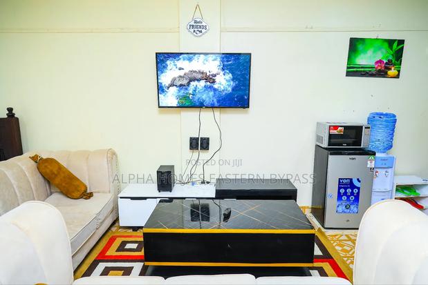 Tranquil Studio Escape Kamakis–Minutes From Eastern Bypass - thumbnail 3