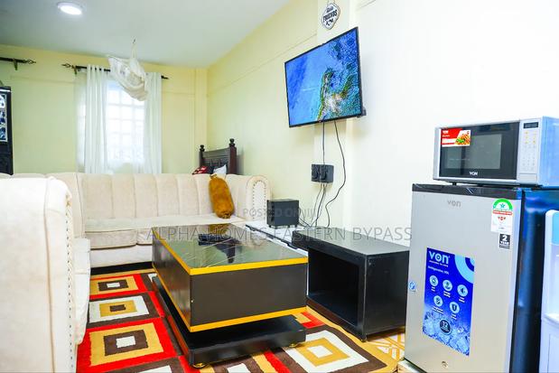 Tranquil Studio Escape Kamakis–Minutes From Eastern Bypass - thumbnail 5