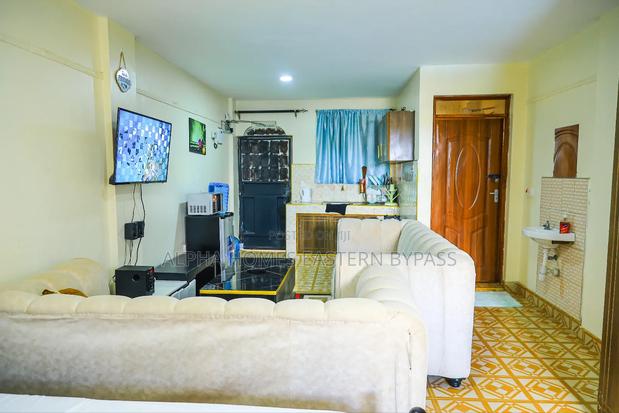 Tranquil Studio Escape Kamakis–Minutes From Eastern Bypass - thumbnail 9