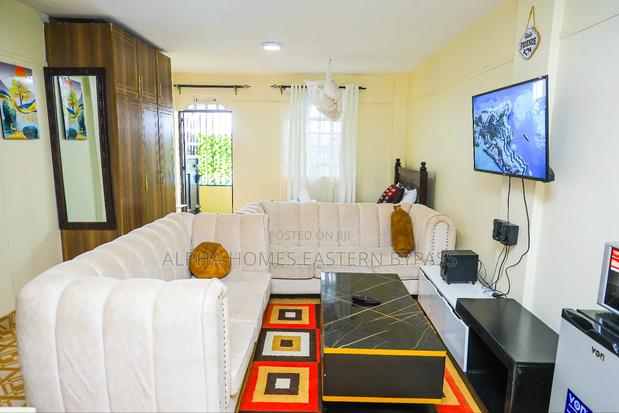 Tranquil Studio Escape Kamakis–Minutes From Eastern Bypass - thumbnail 10