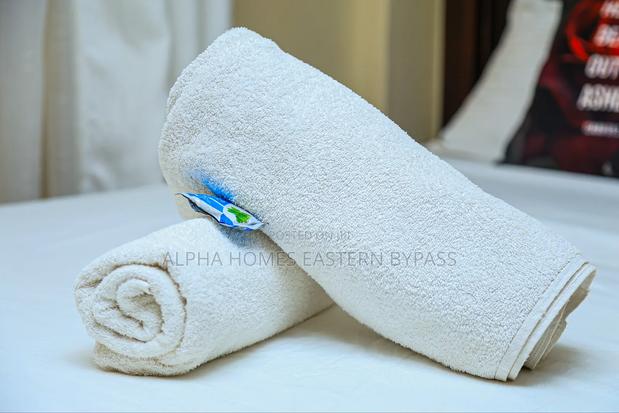 Tranquil Studio Escape Kamakis–Minutes From Eastern Bypass - thumbnail 20