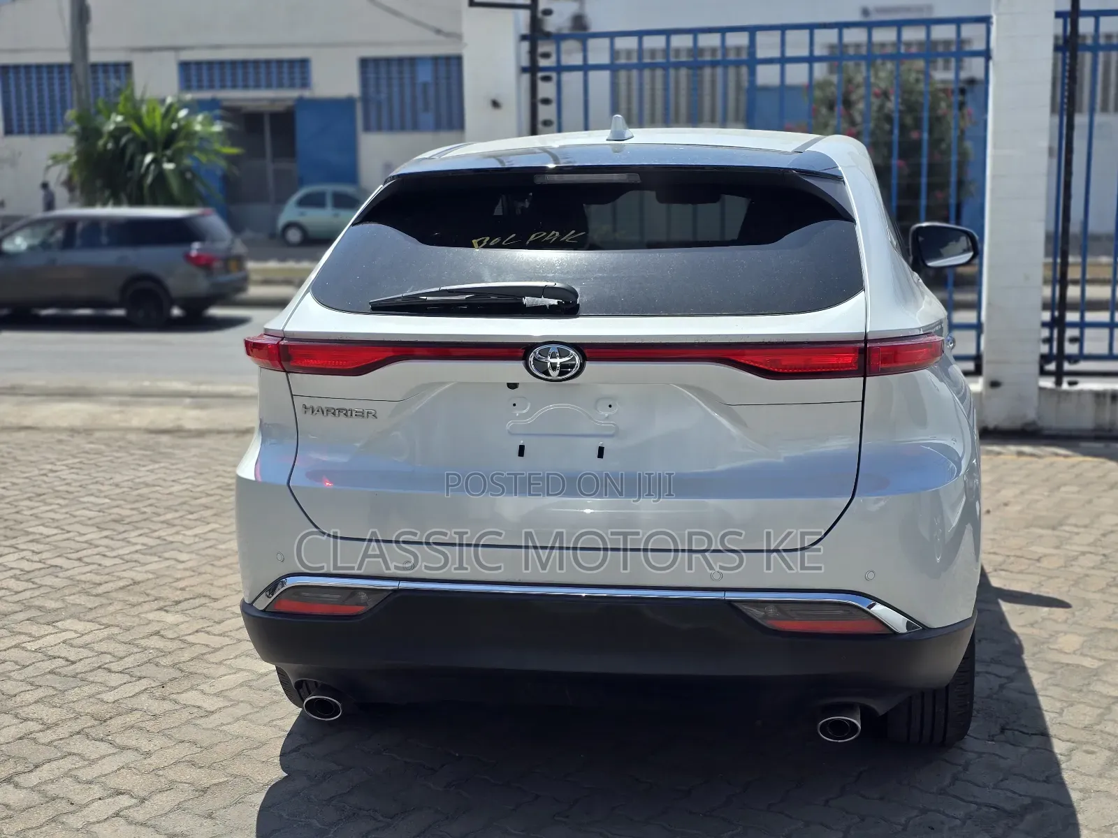 Toyota Harrier 2023 White