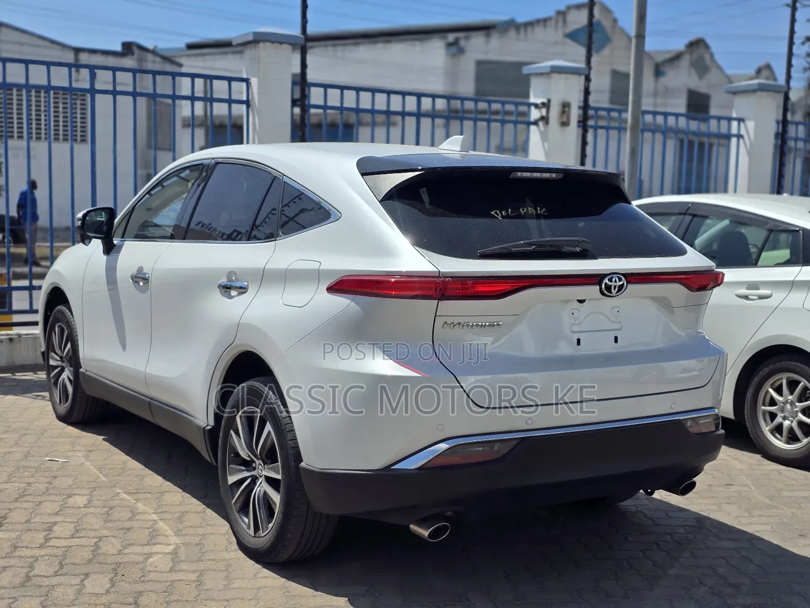 Toyota Harrier 2023 White