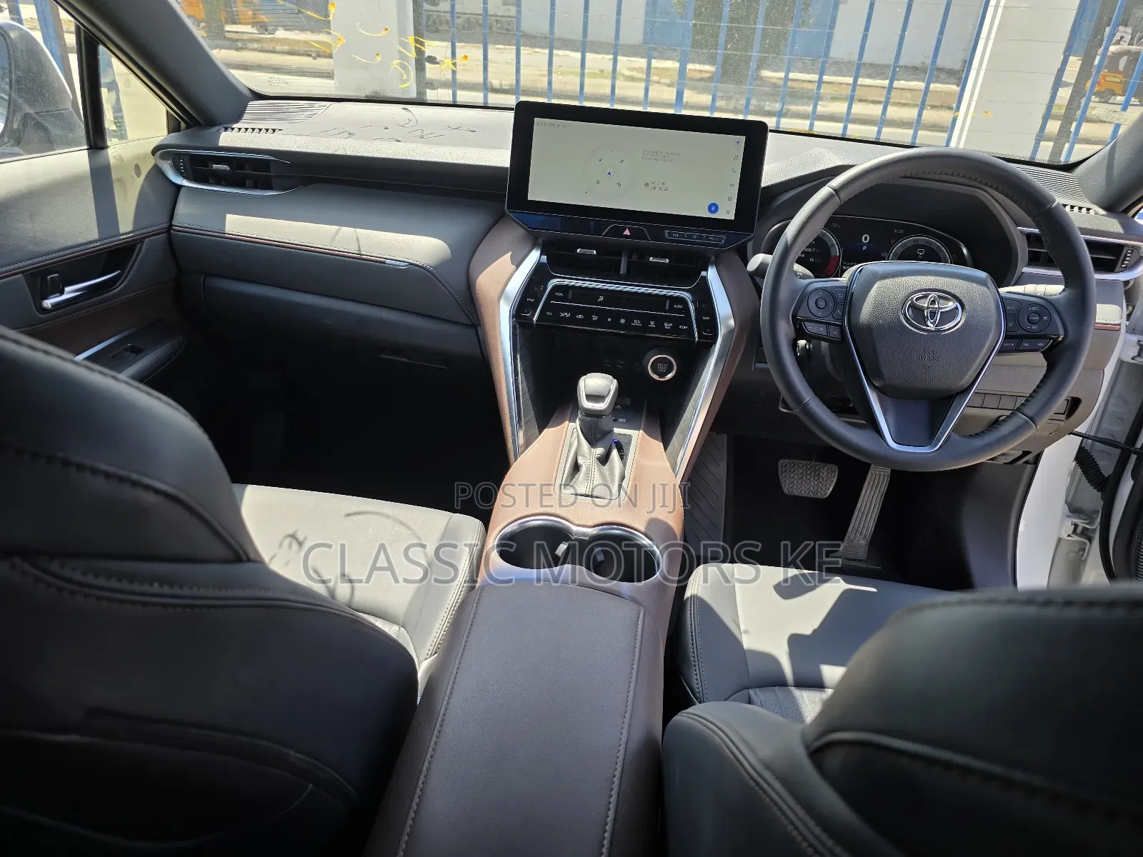 Toyota Harrier 2023 White
