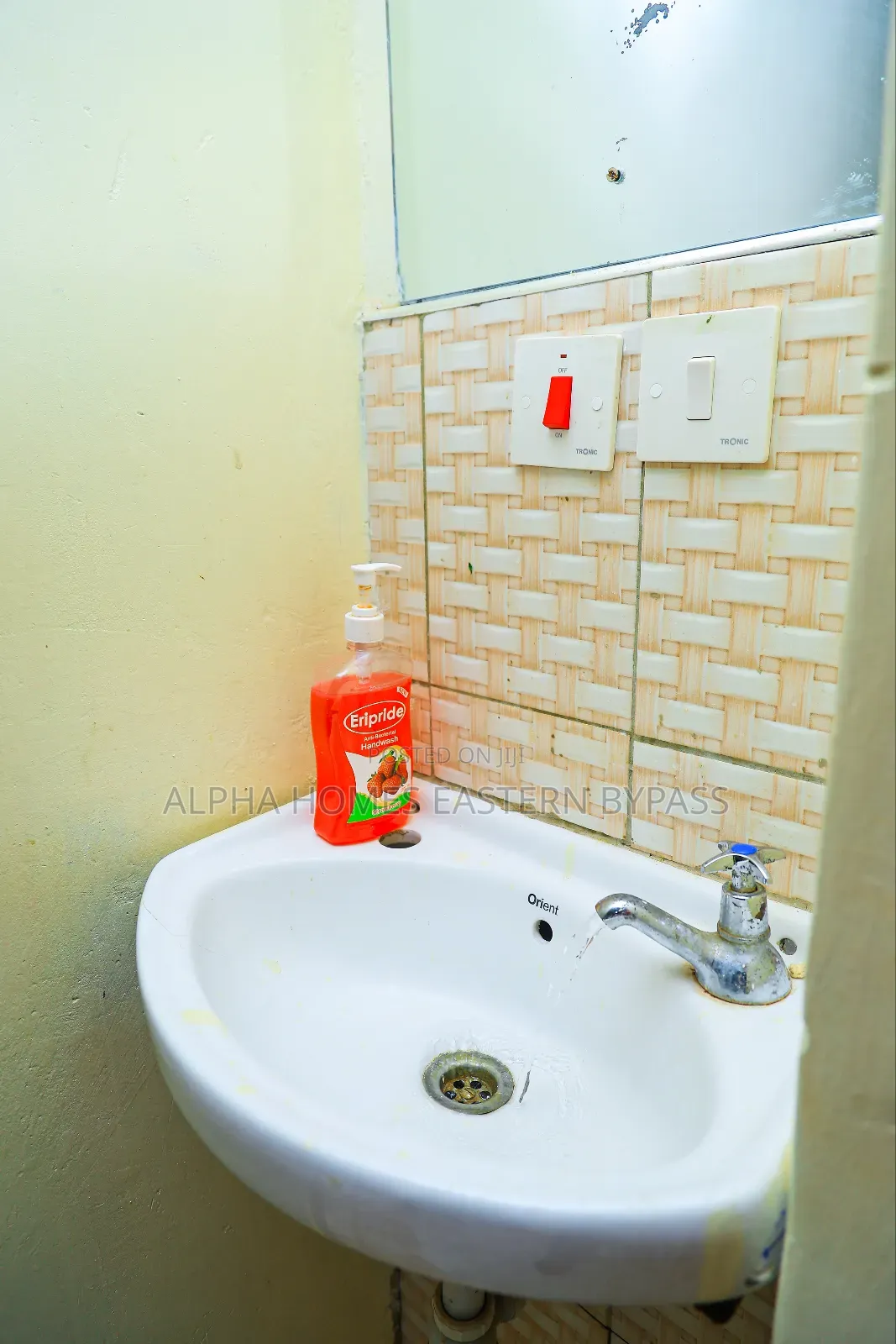 Prime Location One Bedroom – Convenience Meets Comfort