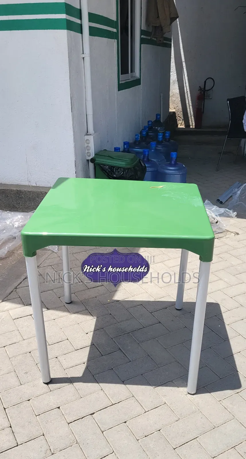 4 Seater Plastic Table With Metallic Legs