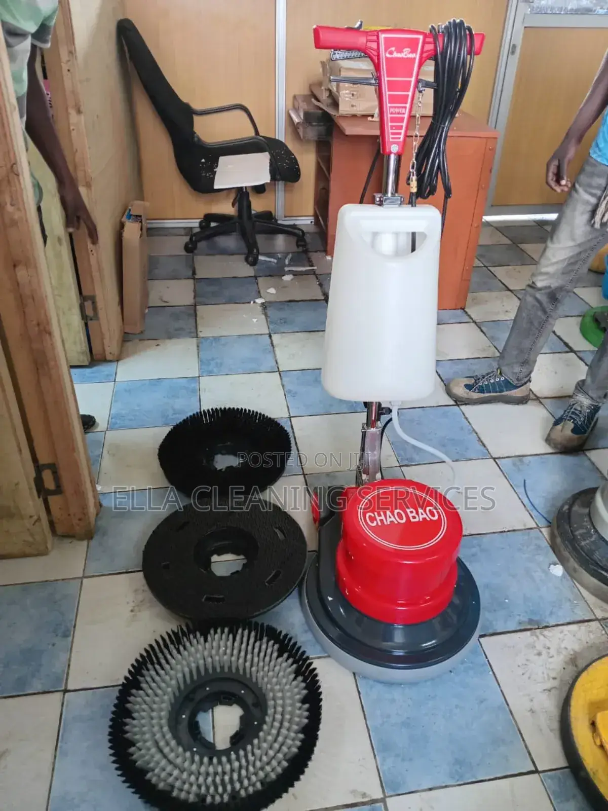 We Sell New and Used Scrubbing Machine/We Buy Used Scrubbing Machine