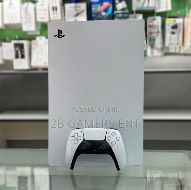Ps5 Standard Mint Used - thumbnail 2