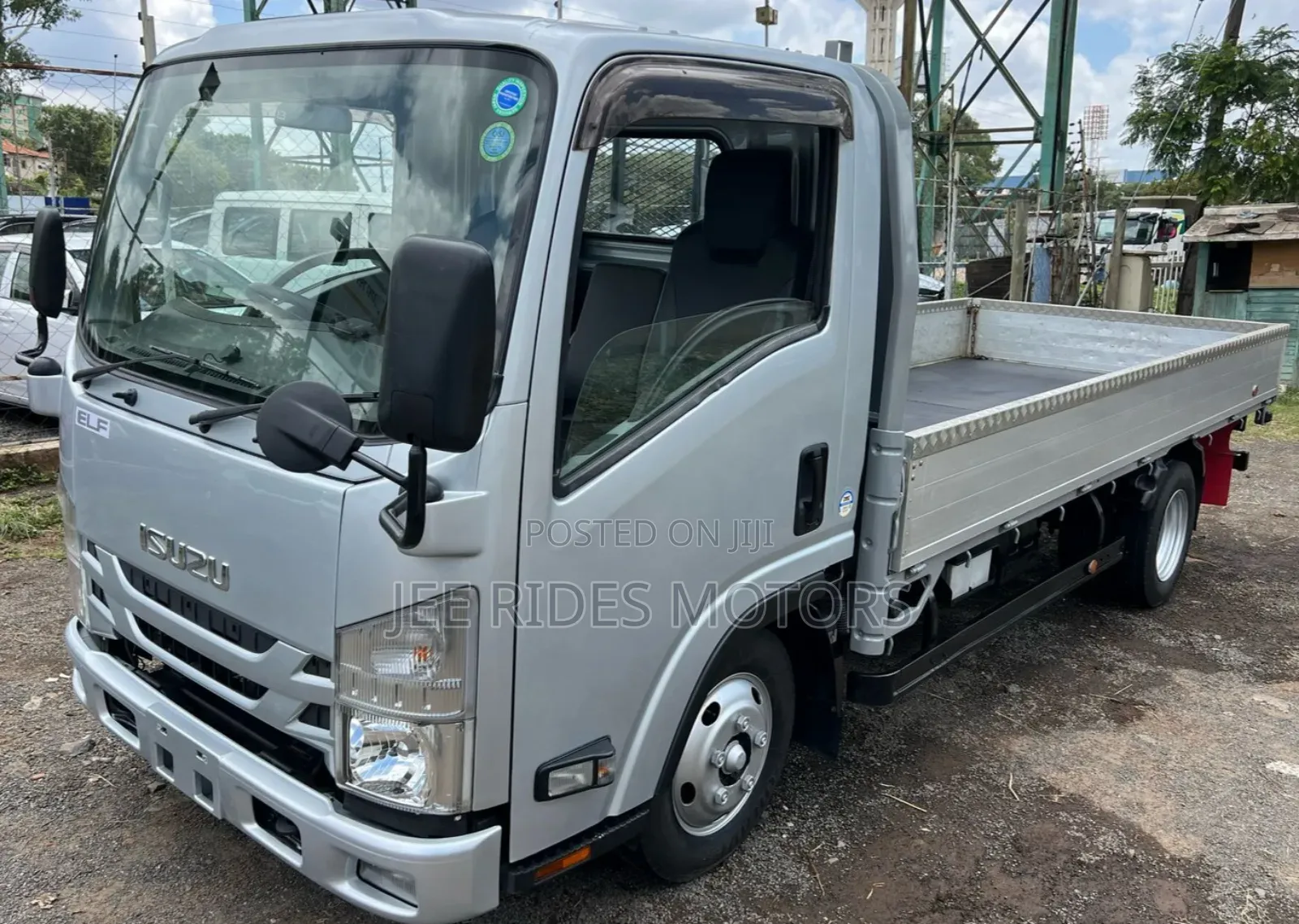 Isuzu Elf Truck 2019 Silver