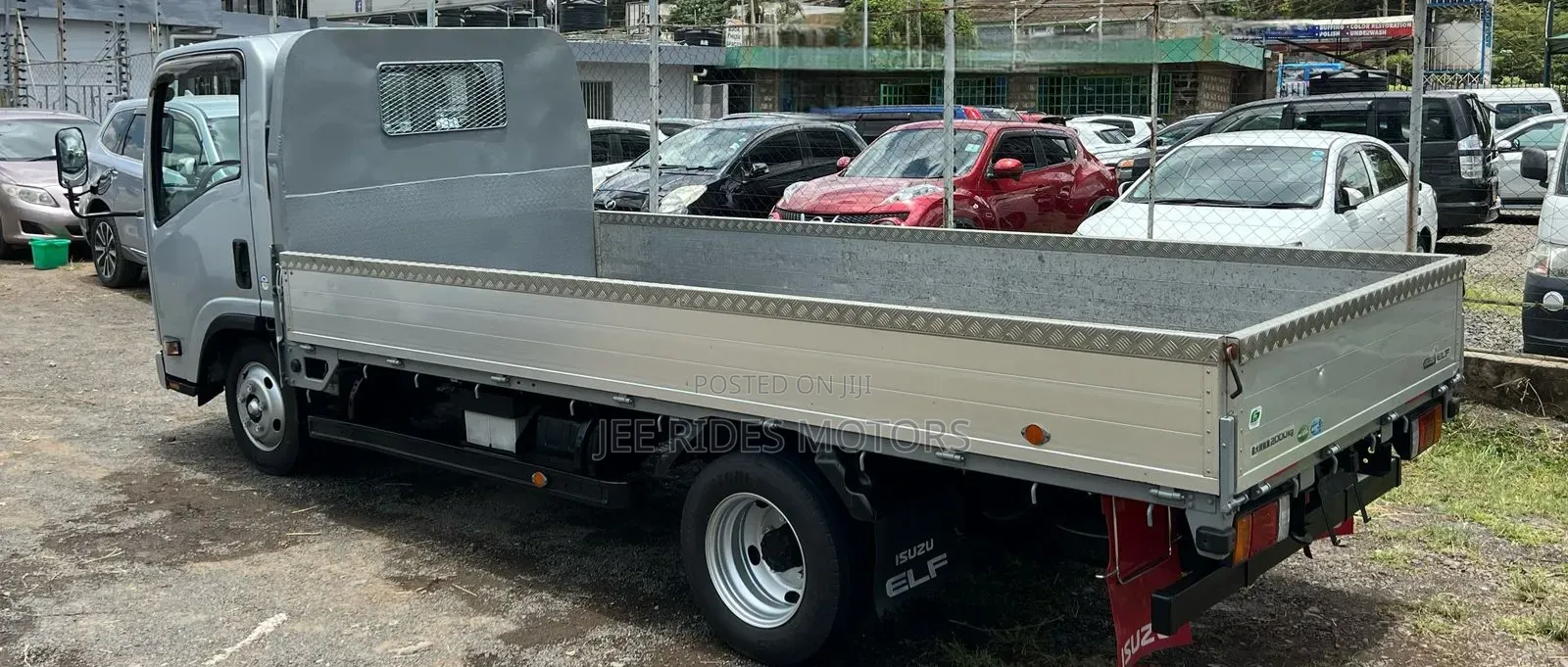 Isuzu Elf Truck 2019 Silver