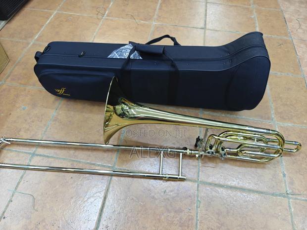 Bass Trombone - thumbnail 4