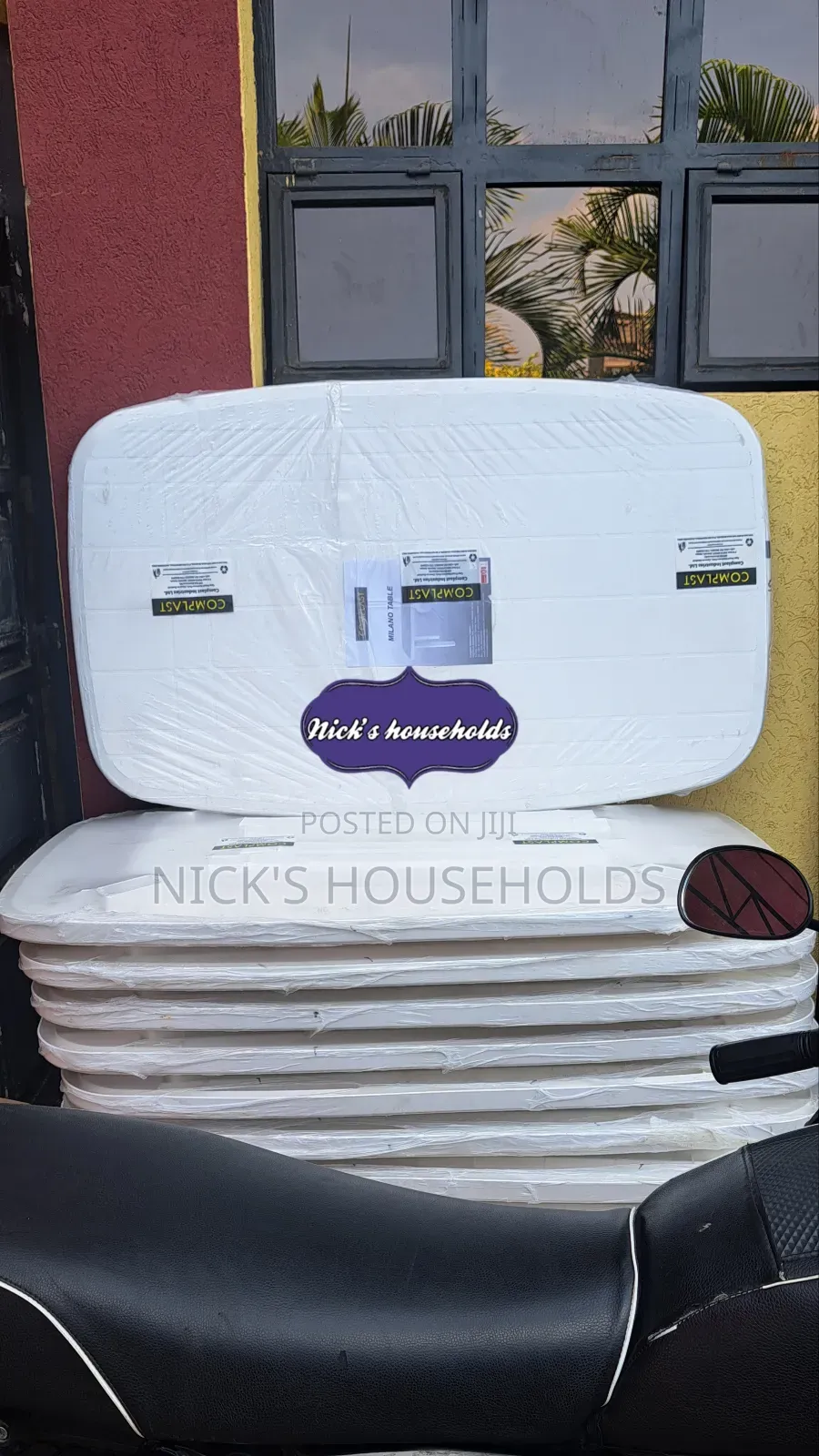 Dinning Halls Plastic Table With Sturdy Legs