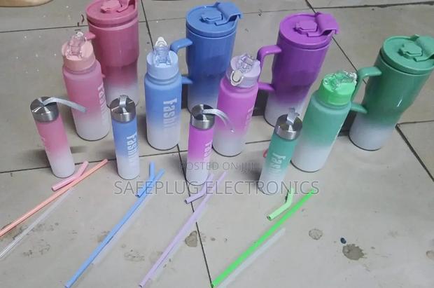 3-in 1 Stanley Water Bottle - With Handle: 1200, 650 280ml